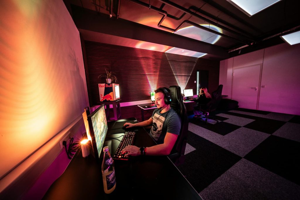 Betting On eSports Explained